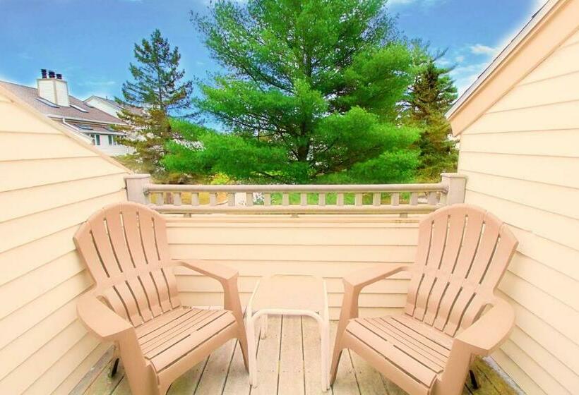 ２ベッドルームアパートメント, The Ponds At Foxhollow