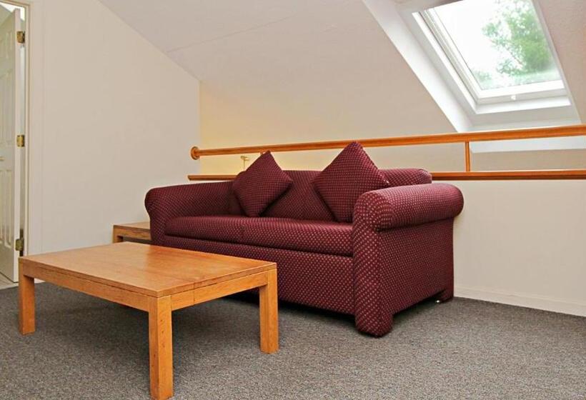 ２ベッドルームアパートメント, The Ponds At Foxhollow