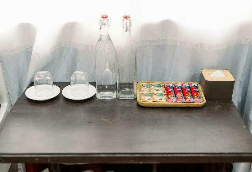 اتاق خانوادگی, Loop Homestay