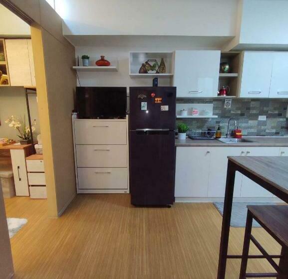 استودیو استاندارد با بالکن, Maicozy Condo