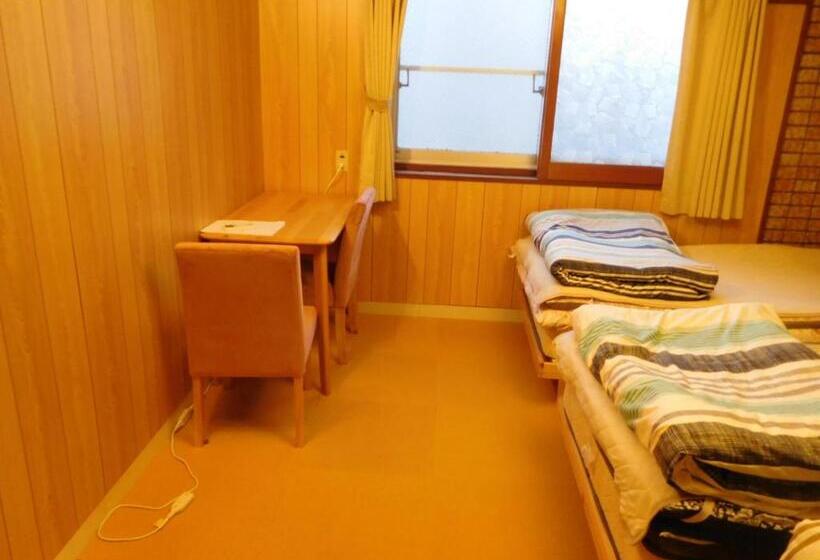 اتاق استاندارد چهارنفره با سرویس بهداشتی مشترک, Annamstay Shinosaka Js