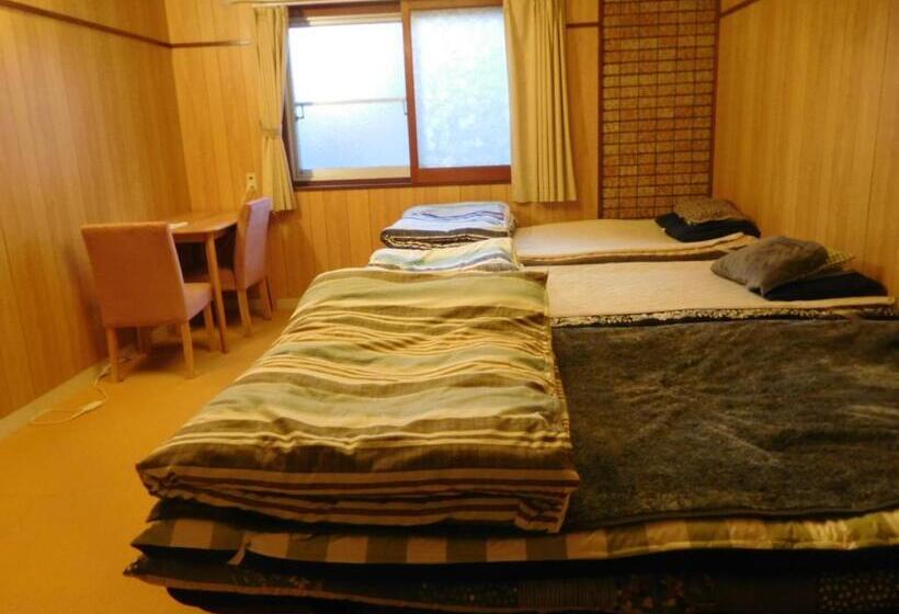 اتاق استاندارد چهارنفره با سرویس بهداشتی مشترک, Annamstay Shinosaka Js