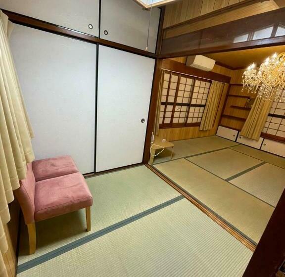 اتاق استاندارد چهار تخته, Annamstay Shinosaka Js