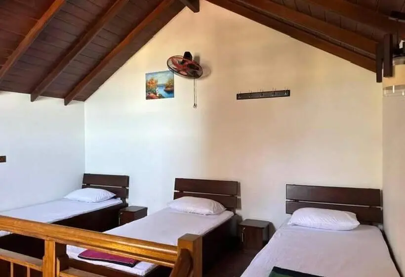 Perhehuone, New Al Hazm Beach Guest House