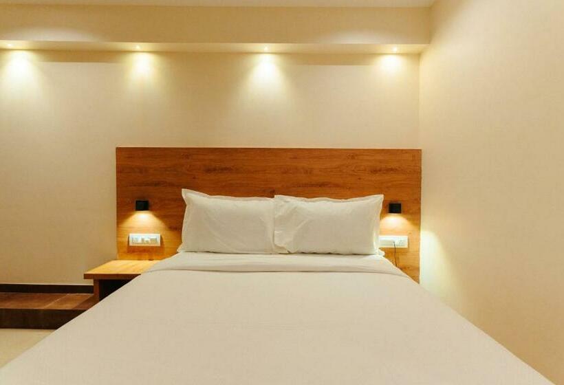 Quarto Estandar, Arnna Hotel   Goregaon