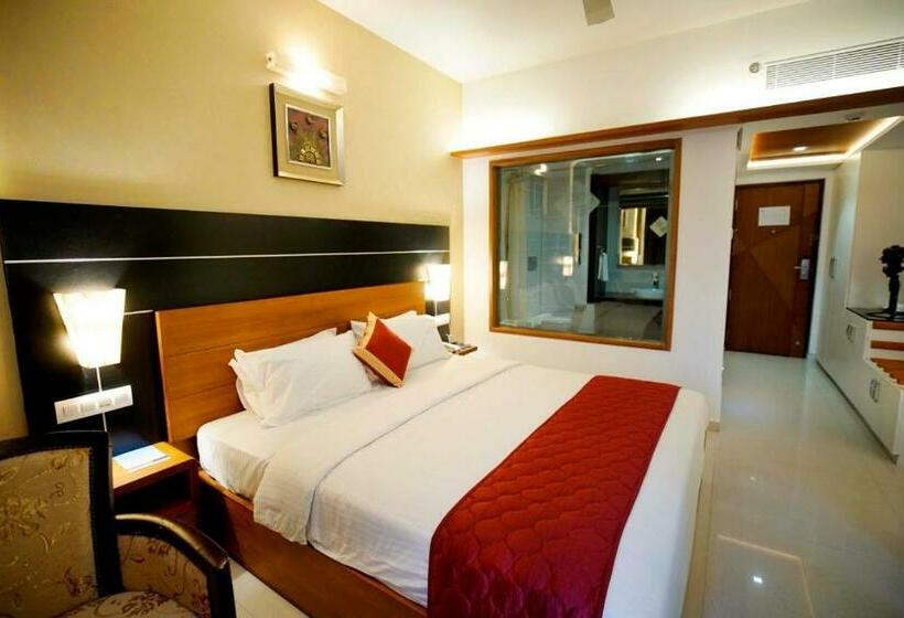 اتاق لوکس, Vakkom Palazzo