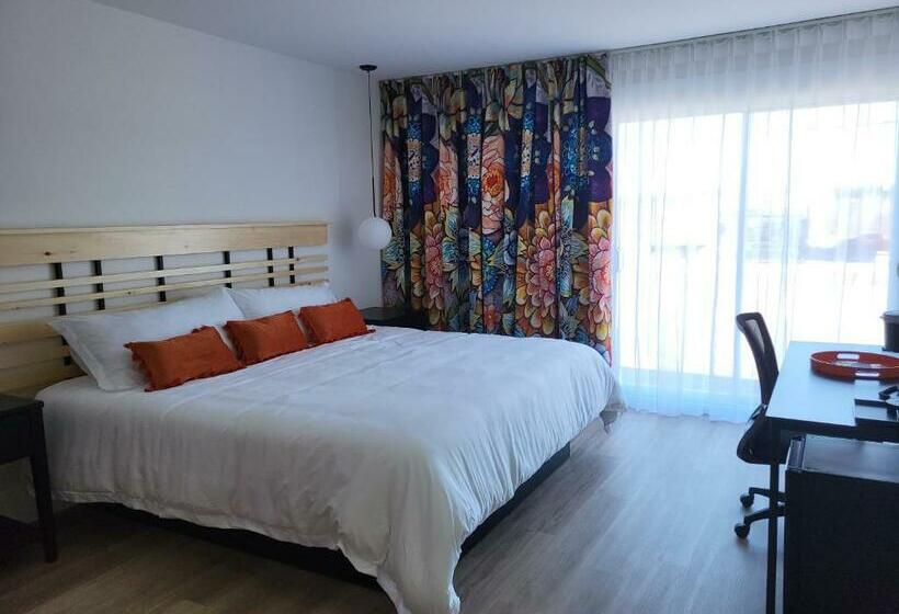 带大床的高级房间, Motel Au Rocher Du Cap