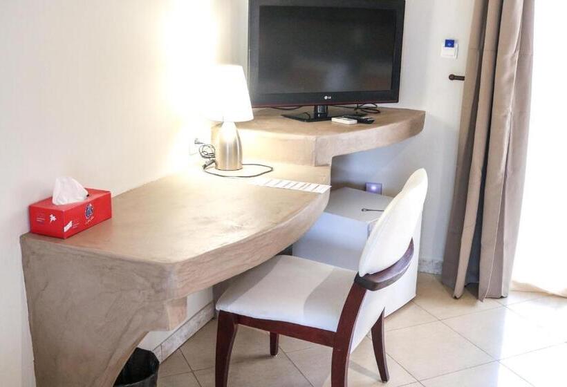 سوییت, Airport Hotel Casino Du Cap Vert