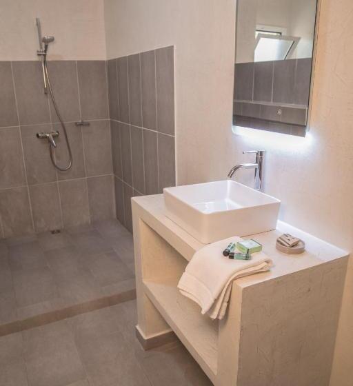 سوییت, Airport Hotel Casino Du Cap Vert