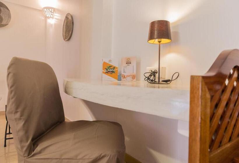 سوییت, Airport Hotel Casino Du Cap Vert