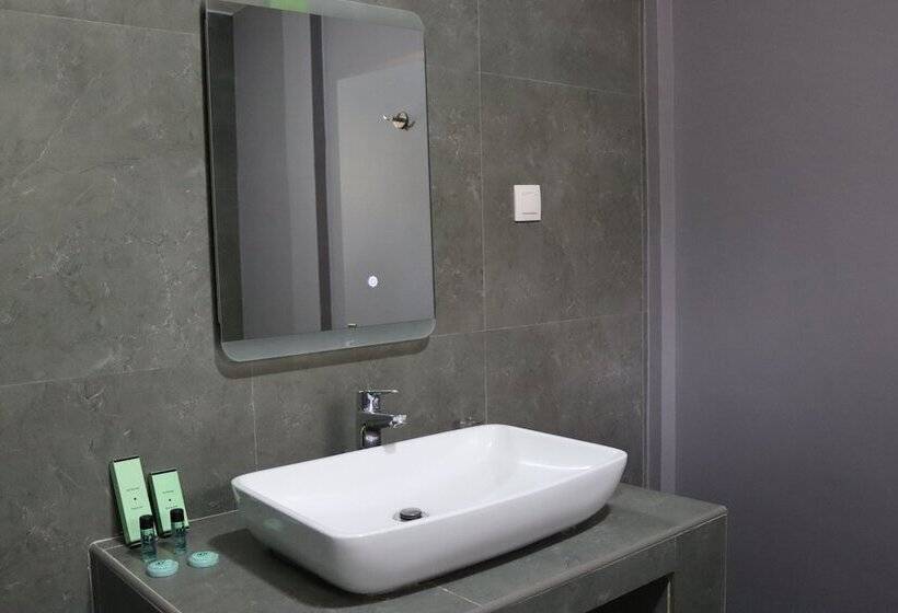 سوییت, Airport Hotel Casino Du Cap Vert