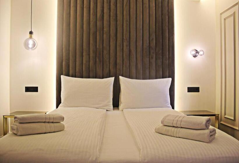 اتاق لوکس, Boutique Bristol