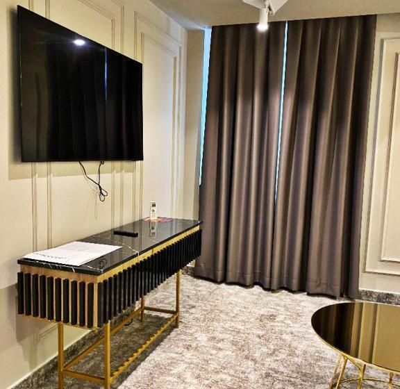 اتاق لوکس, Boutique Bristol