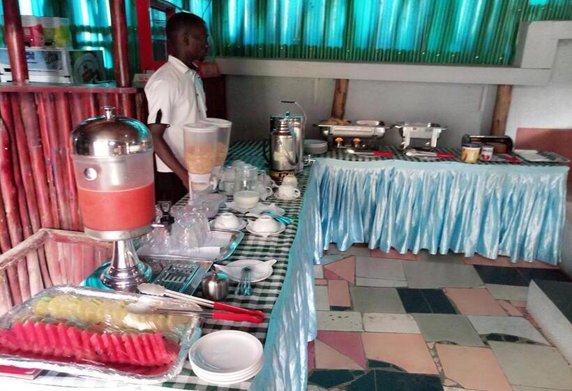 اتاق استاندارد, Comfort Hotel Entebbe