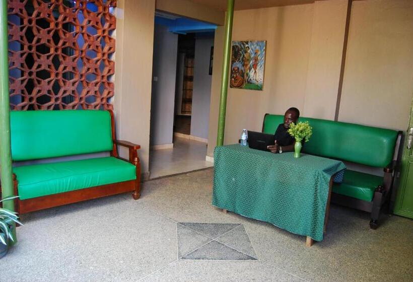 آپارتمان 3 خوابه, Comfort Hotel Entebbe