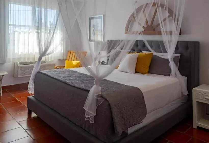اتاق لوکس با تخت بزرگ, Boho Beach Club
