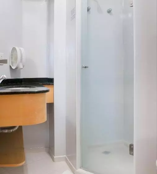 デラックストリプルルーム, Brivali Hotel E Eventos