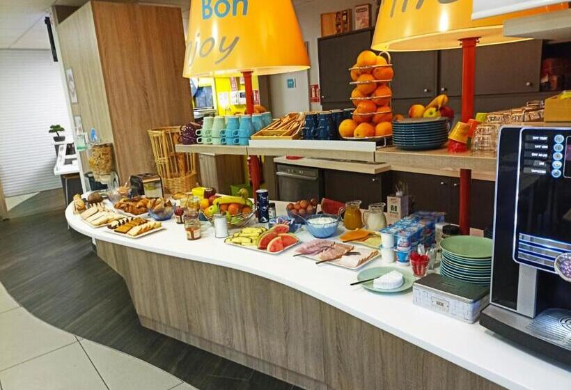 Номер Стандарт, First Inn Hotel Paris Sud Les Ulis