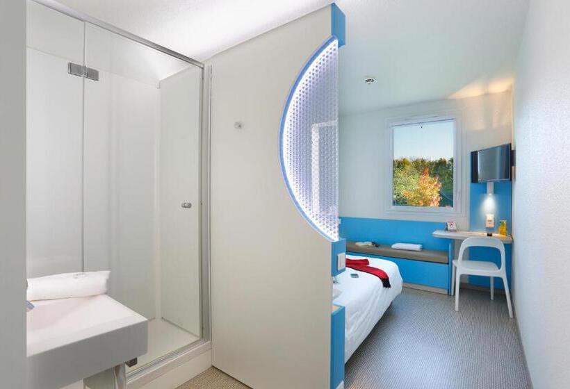 Номер Стандарт Трехместный, First Inn Hotel Paris Sud Les Ulis