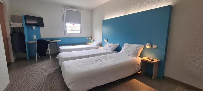 Номер Стандарт Трехместный, First Inn Hotel Paris Sud Les Ulis