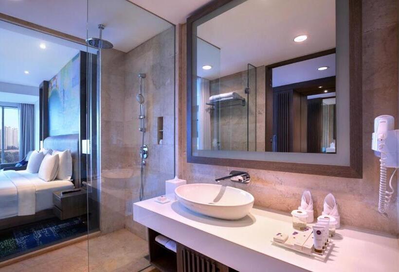 Номер Executive Кровать Кинг, Grand Mercure Jakarta Kemayoran