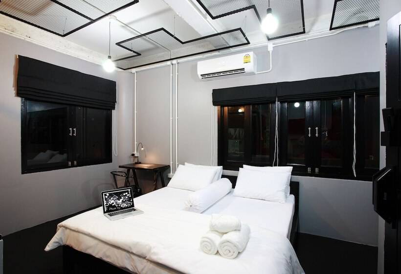 디럭스 룸, Me Room