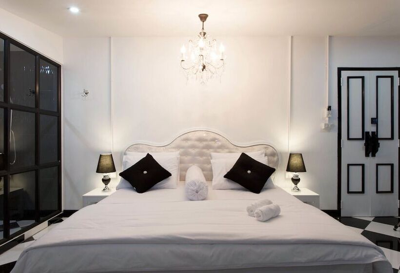 디럭스 룸, Me Room