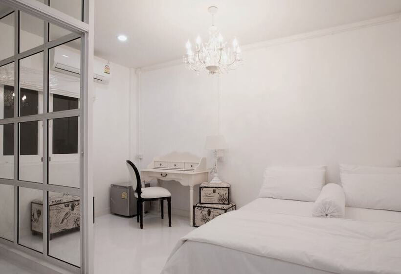 수피리어 룸, Me Room