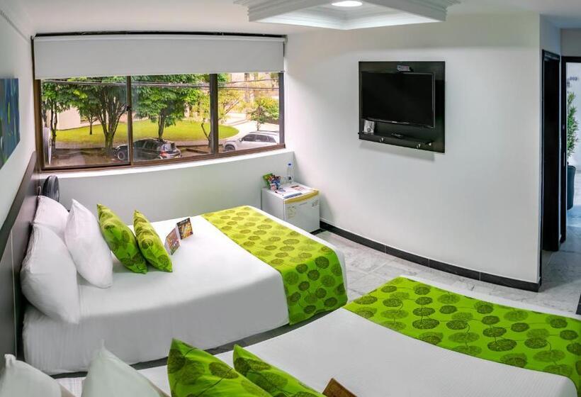 Standaard Driepersoonskamer, Montes De La Castellana