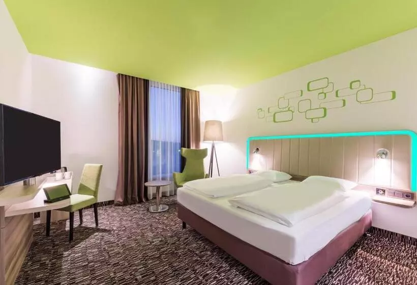 キングサイズベッドのスタンダードルーム, Park Inn By Radisson Neumarkt