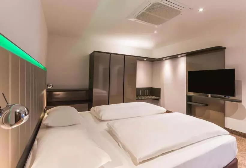 バルコニー付スイート, Park Inn By Radisson Neumarkt