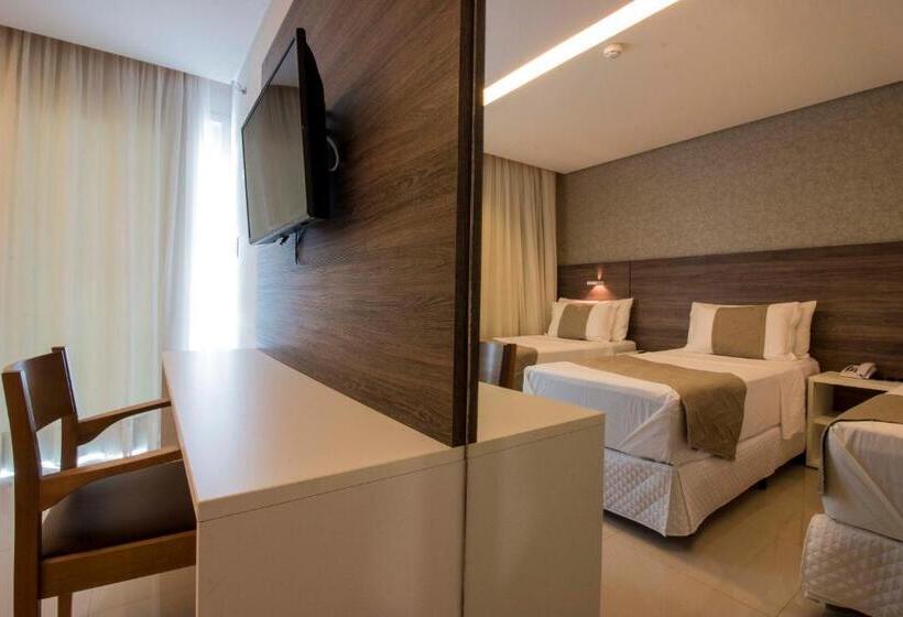 标准三人间, Reserve