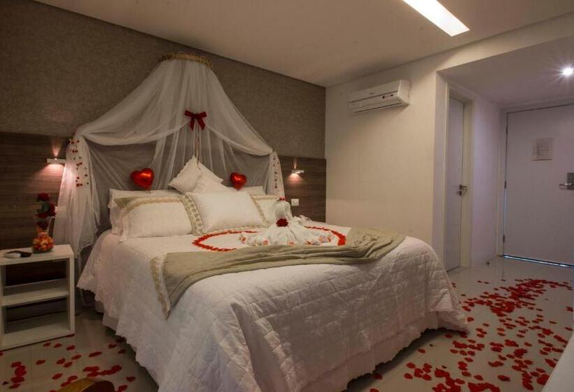 豪华房间, Reserve