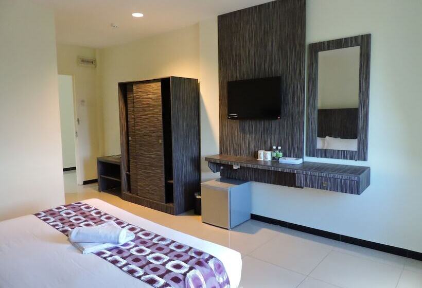 Deluxerum King Size Säng, Salsa Resort Langkawi