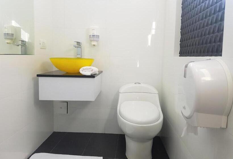 Полулюкс, San Jeronimo Armenia