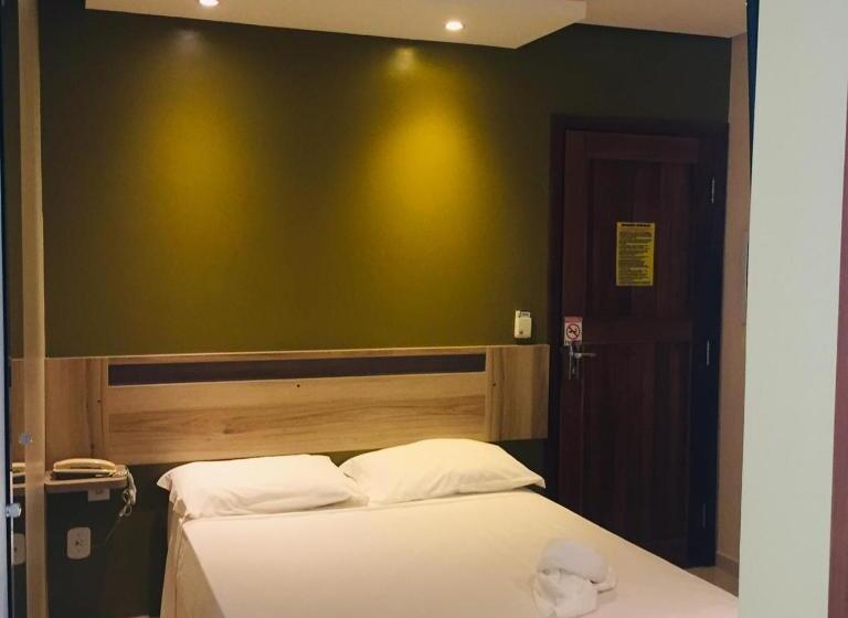 스탠다드 룸, Sandis