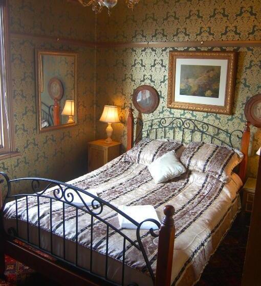 اتاق استاندارد با سرویس بهداشتی مشترک, Shakespeare Hotel Surry Hills