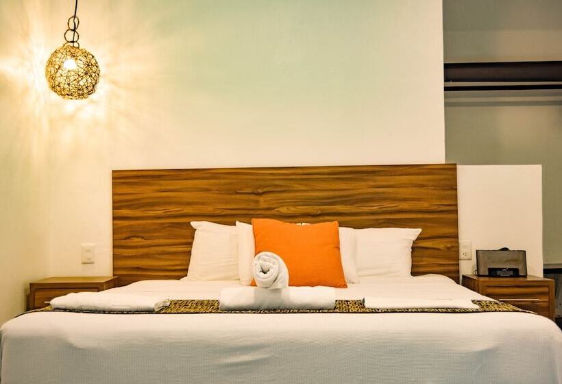 디럭스 룸 킹사이즈 침대, Siesta Fiesta Hotel Adults Only 5th Avenue