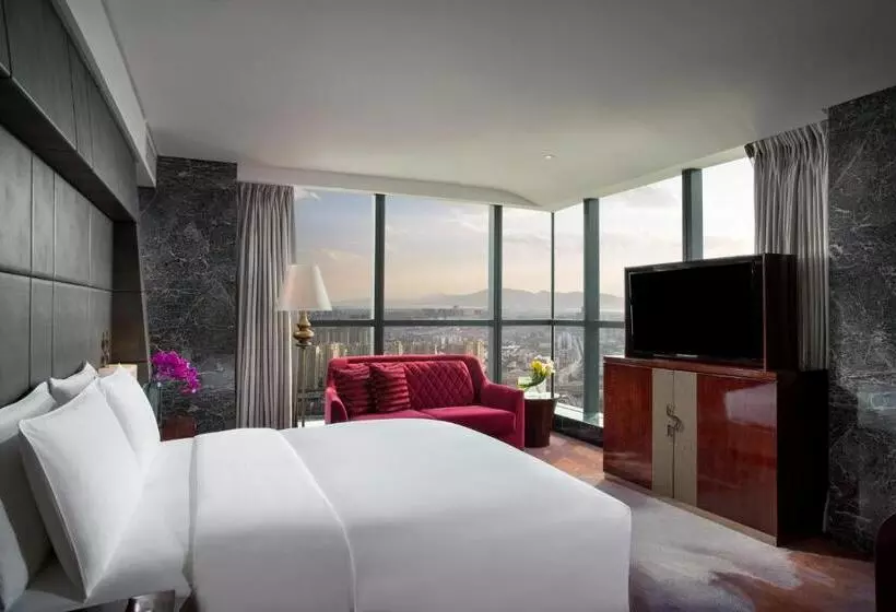 キングサイズベッドのデラックスルーム, Sofitel Kunming