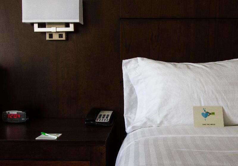 חדר דלוקס, Tagaytay Country