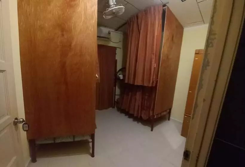 ルームシェアのワンベッド, The Cottage Langkawi