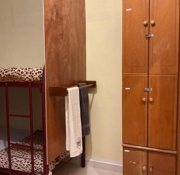 Кровать в Общей Комнате, The Cottage Langkawi