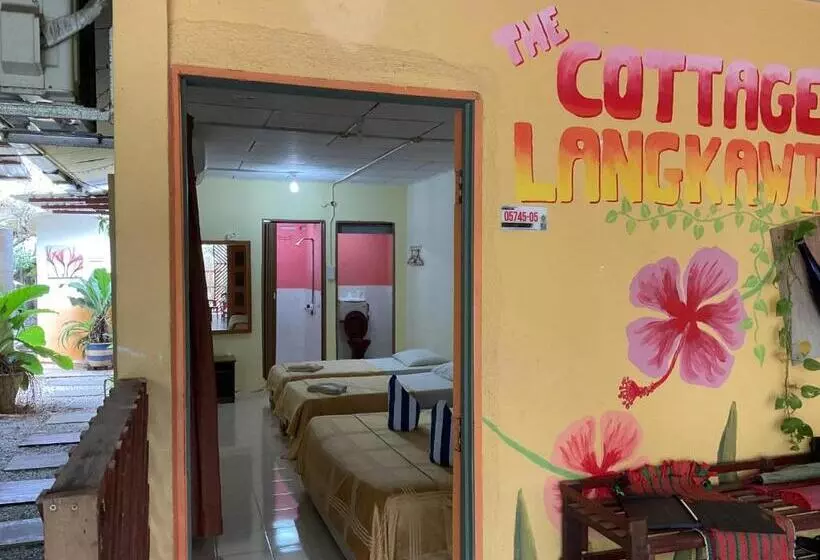 スタンダード4人部屋, The Cottage Langkawi