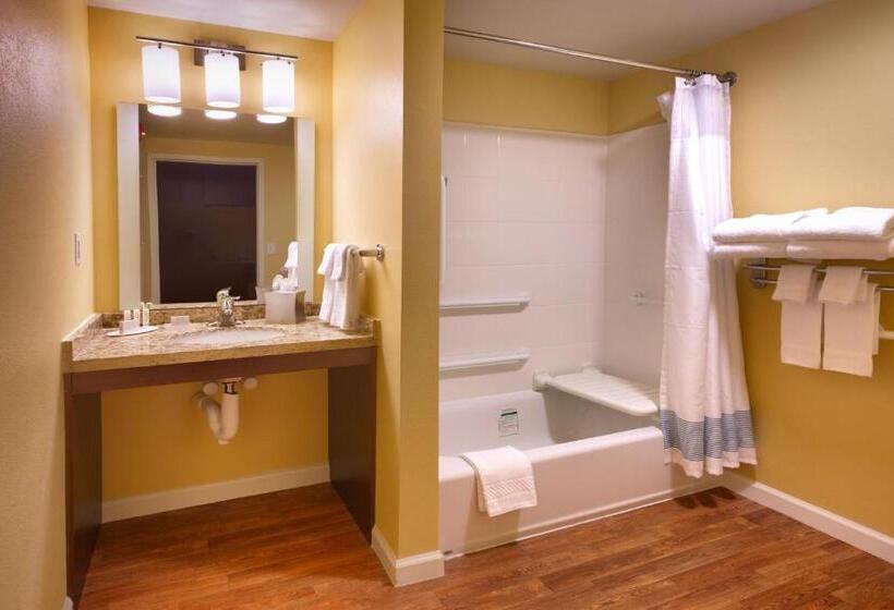 Студия Стандарт, Towneplace Suites By Marriott Dickinson