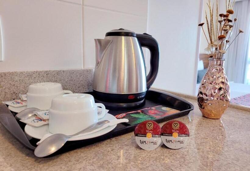 디럭스 룸, Hplus Vision Executive