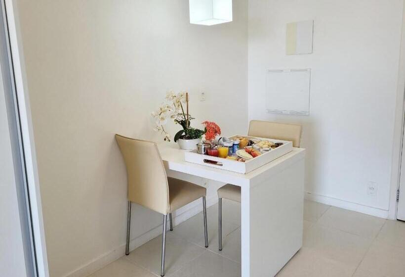 디럭스 룸, Hplus Vision Executive