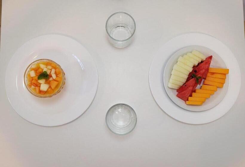 디럭스 룸, Hplus Vision Executive