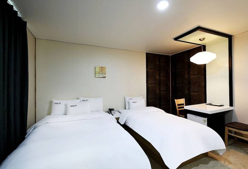 豪华房间, White Tourist