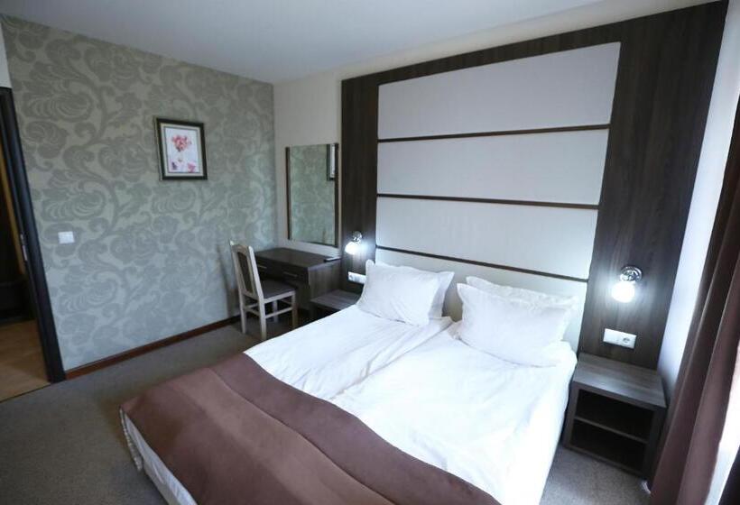 غرفة قياسية, Zara