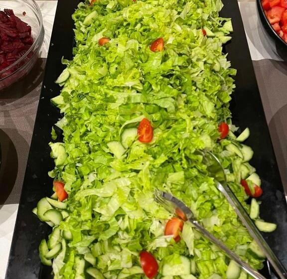 غرفة قياسية, Zara